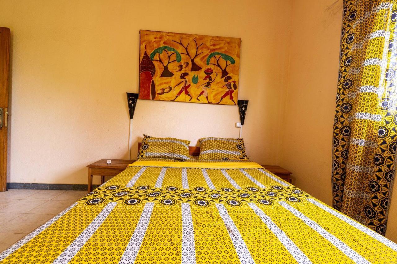 Auberge Africa Thiossane 살리 포르투달 외부 사진